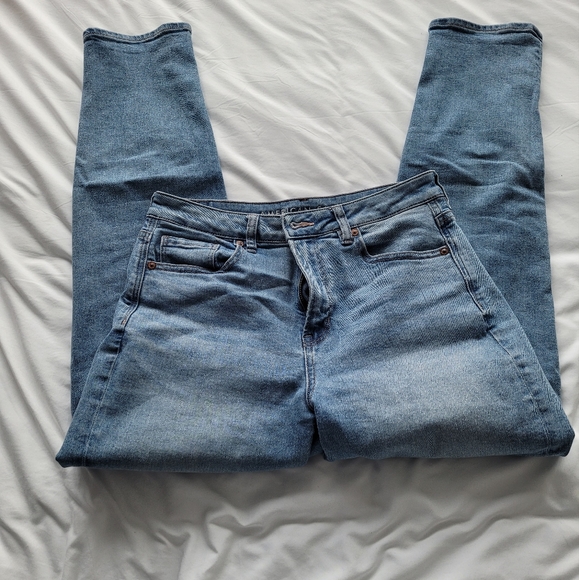 Straight leg Mom Jeans (size 4) - Picture 8 of 8